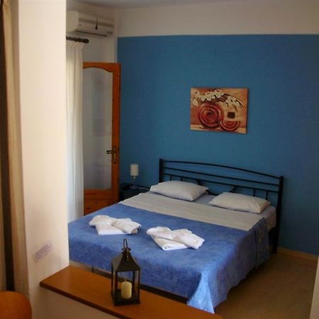 Pella House Hotel Pefkochori Exterior photo